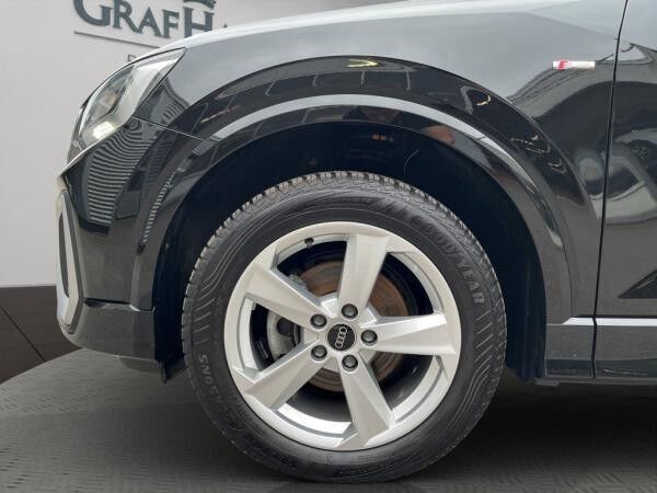 Audi Q2 35 TFSI S line / SOFORT VERFÜGBAR !