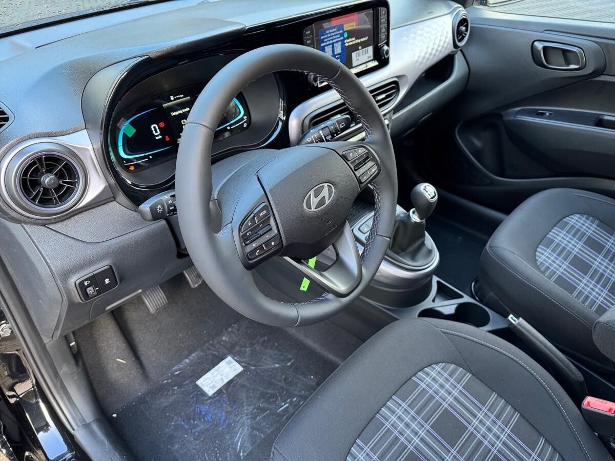 Hyundai i10 FL (MY25) 1.2 79 PS 5-MT Prime, Smart Key