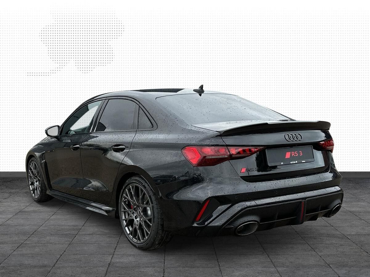 Audi RS3 2.5 TFSI quattro MATRIX-LED HEAD-UP SONOS