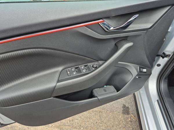 Skoda Kamiq Monte Carlo SOFORT VERFÜGBAR AHK Navi ACC Pano eHeck