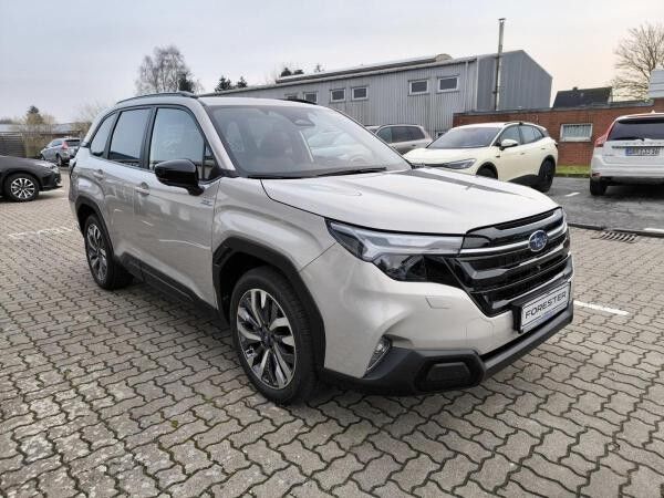 Subaru Forester 2.0ie AWD Aut. Platinum/ACC/Pano/Leder