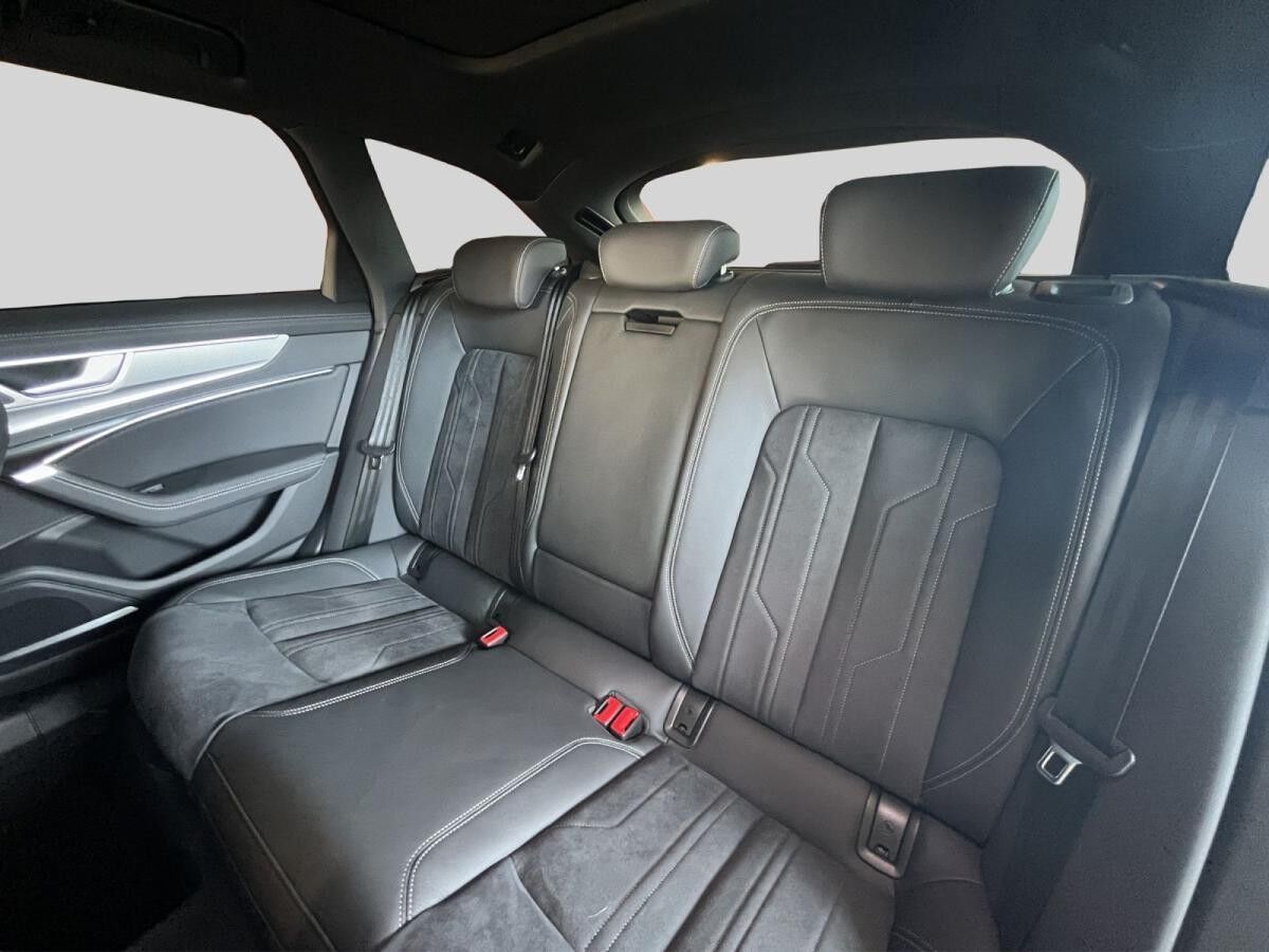 Audi A6 *Stark im Auftritt. Souverän im Leasing*