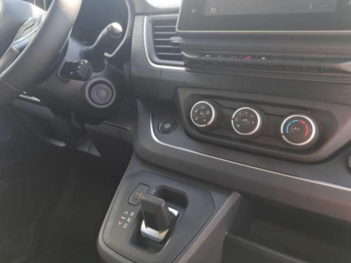 Nissan Primastar Kombi L2H1 3.0t dci 150 Automatik N-Connecta