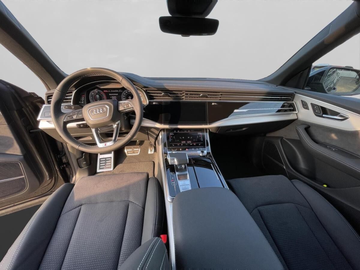 Audi Q8 50 TDI S-Line AHK B&O HUD PANO STANDHZG OPTIKPAKET+
