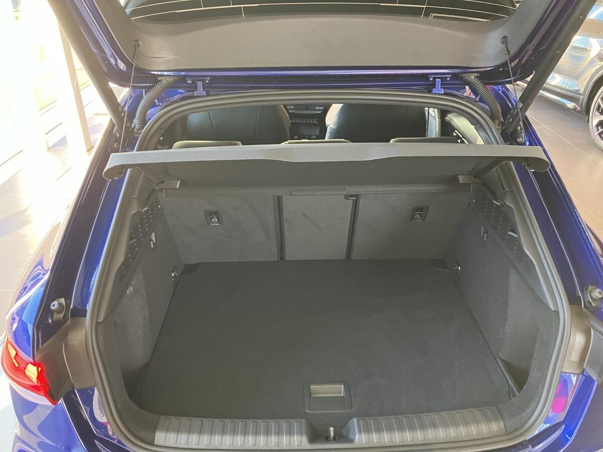 Audi RS3 Sportback 280km/h Panorama Navi Memory LED