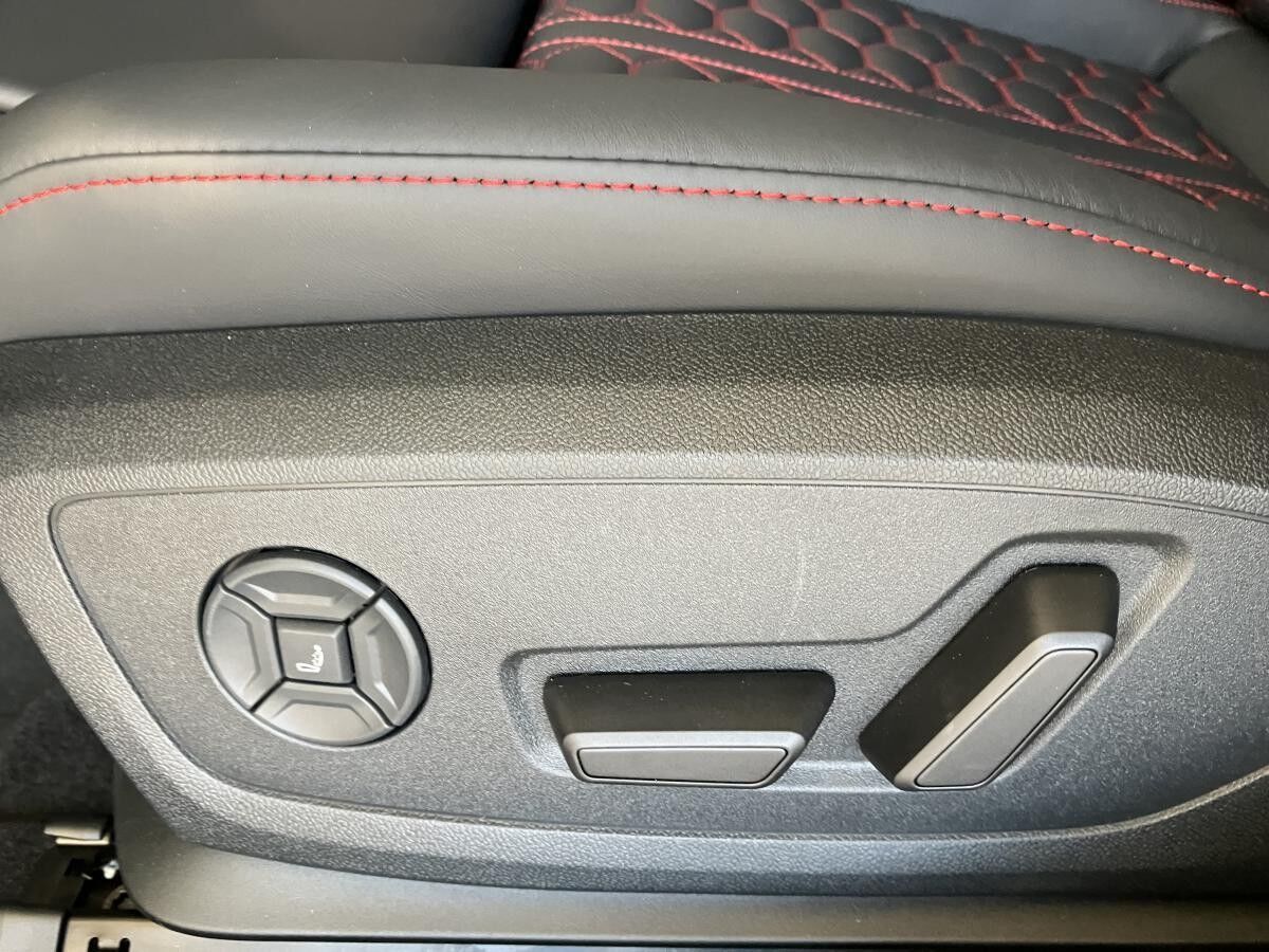 Audi RS3 Sportback 280km/h Panorama Navi Memory LED