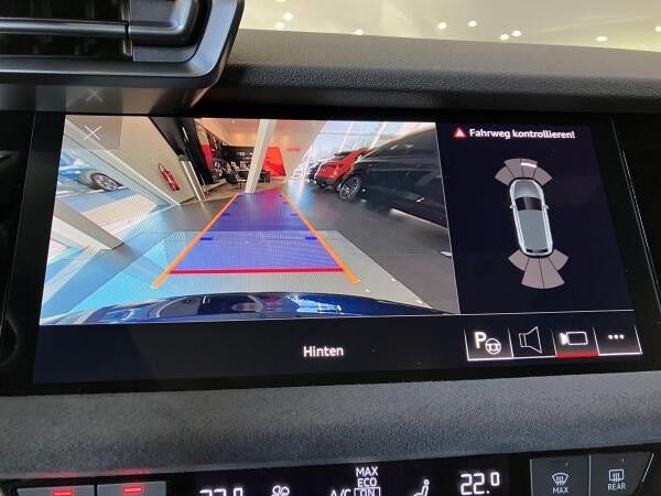 Audi RS3 Sportback 280km/h Panorama Navi Memory LED