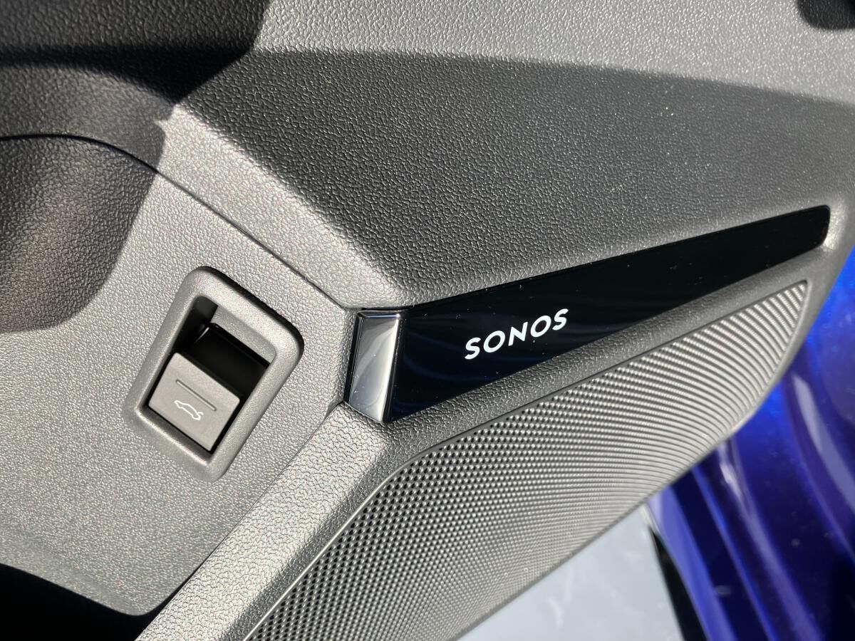 Audi RS3 Sportback 280km/h Panorama Navi Memory LED