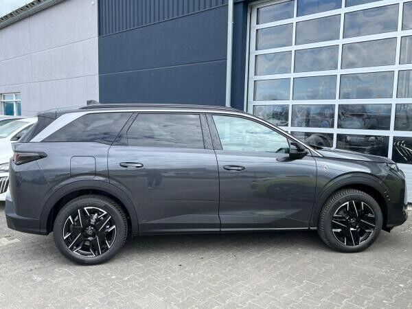 Peugeot 5008 GT HYBRID 145 e-DSC6 7-Sitze*SOFORT*