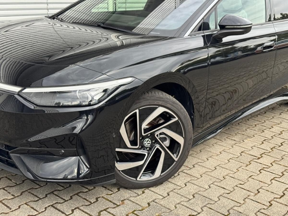 Volkswagen ID.7 Pro 82kWh *MATRIX*EASYOPEN*H&K*DCC* Volkswagen ID.7 Pro 82kWh *MATRIX*EASYOPEN*H&K*DCC*