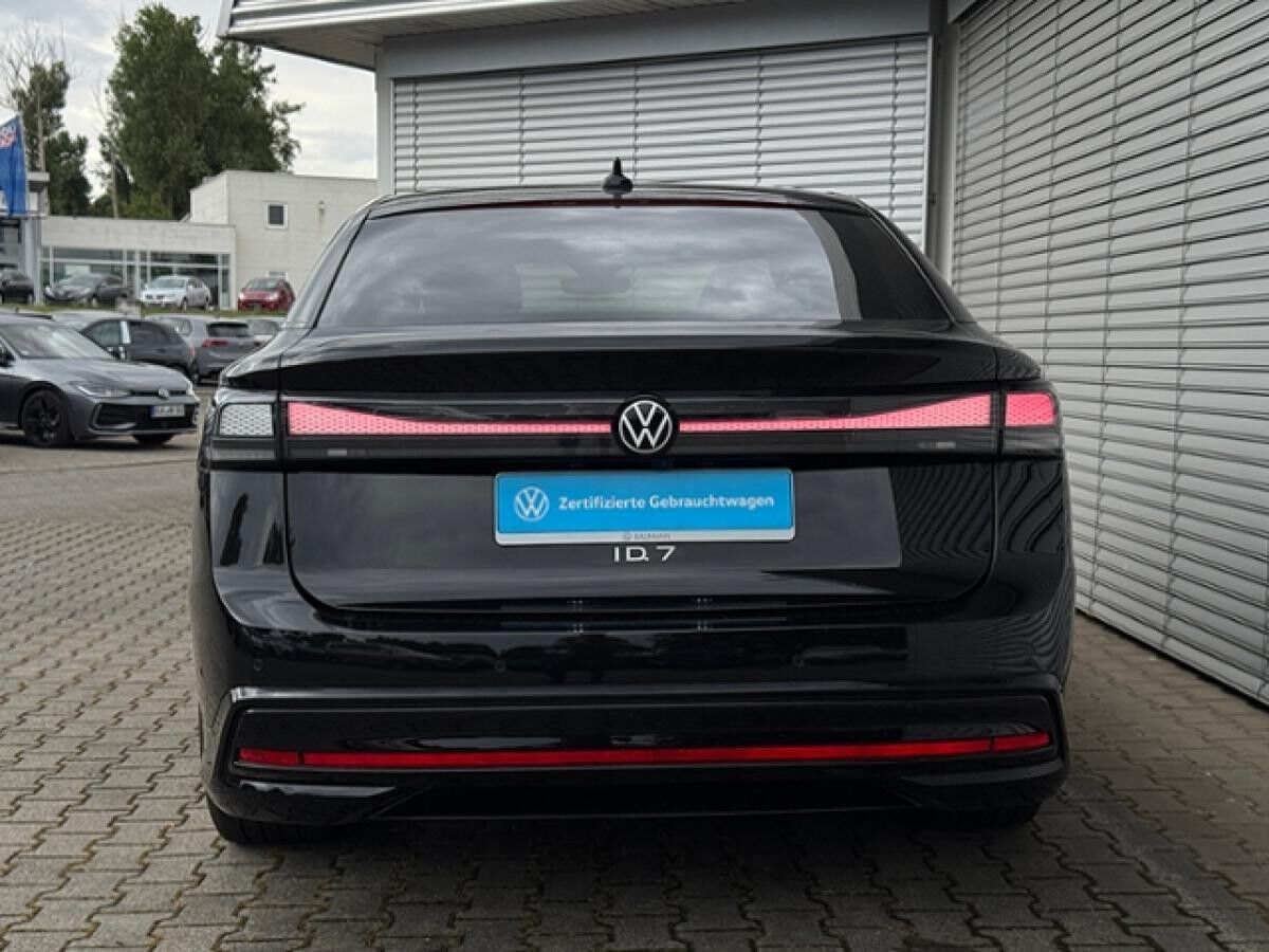 Volkswagen ID.7 Pro 82kWh *MATRIX*EASYOPEN*H&K*DCC* Volkswagen ID.7 Pro 82kWh *MATRIX*EASYOPEN*H&K*DCC*