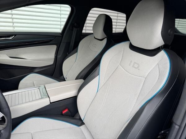 Volkswagen ID.7 Pro h *MATRIX*EASYOPEN*H&K*DCC*
