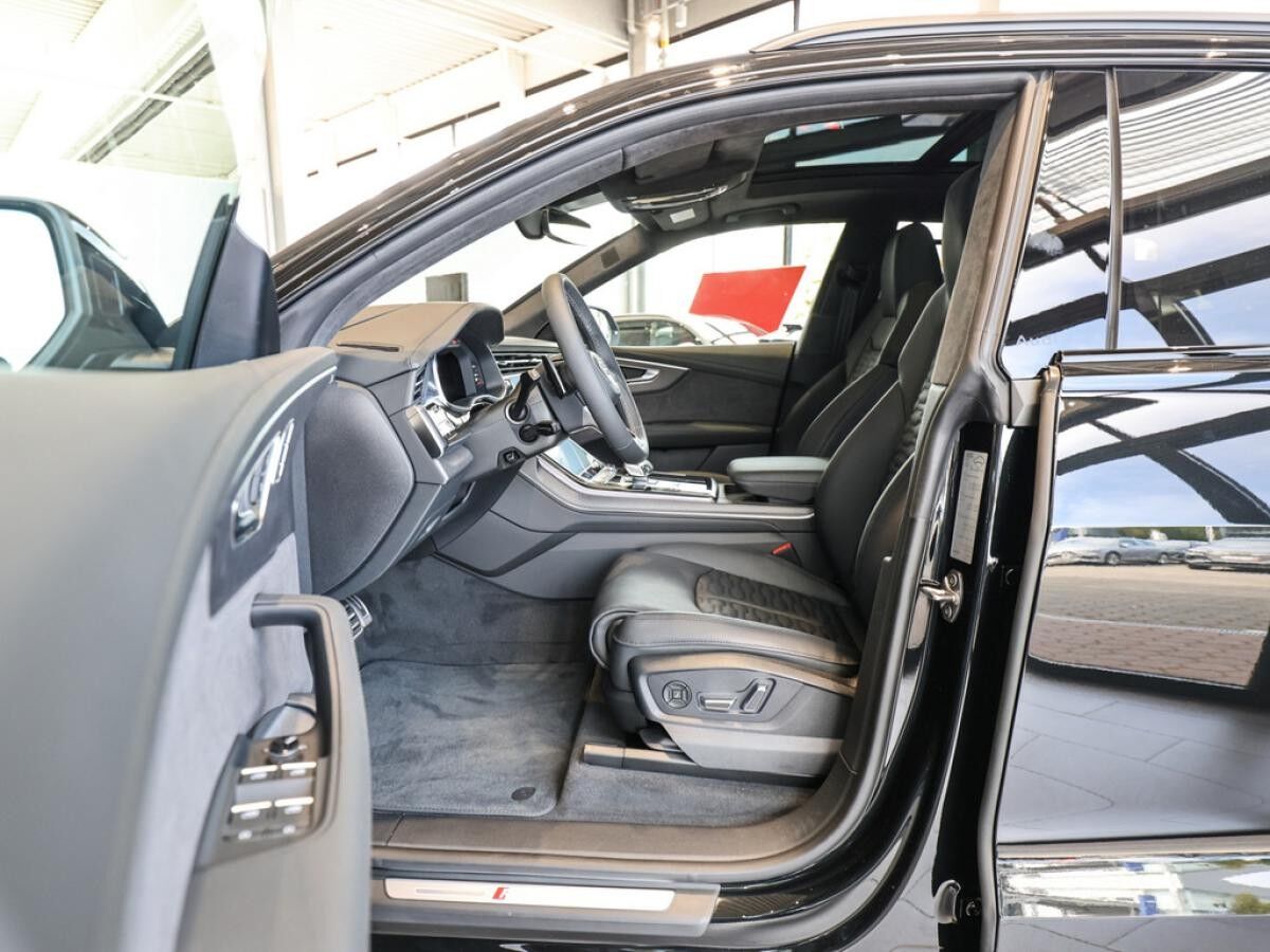 Audi RS Q8 Lagerwagen - sofort verfügbar