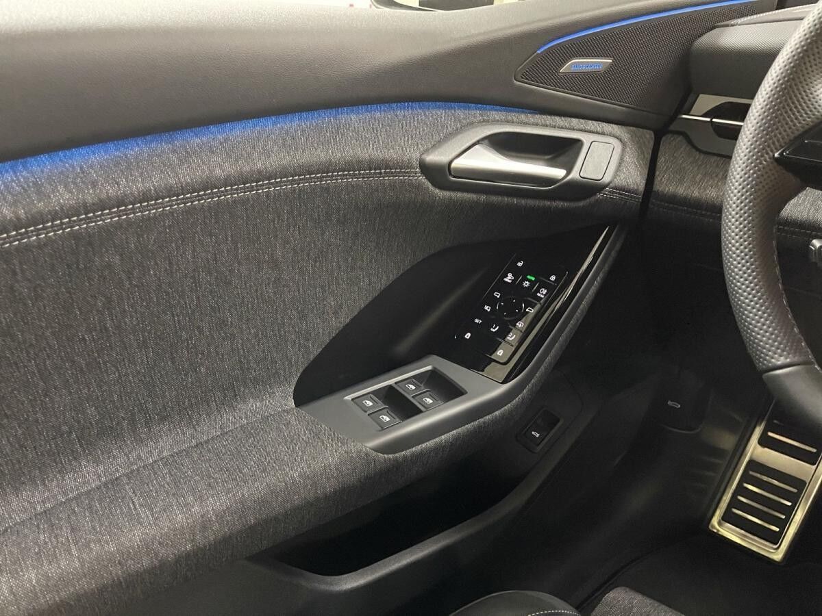 Audi Q6 e-tron edition one grey AHK Matrix LM 21" Navi