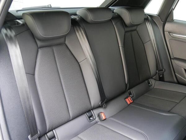 Audi A3 Sportback 30 TFSI S LINE LED SONOS KAMERA NAVI AHK