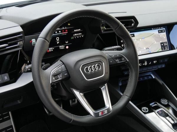 Audi A3 Sportback 30 TFSI S LINE LED SONOS KAMERA NAVI AHK