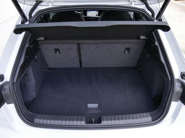 Audi A3 Sportback 30 TFSI S LINE LED SONOS KAMERA NAVI AHK