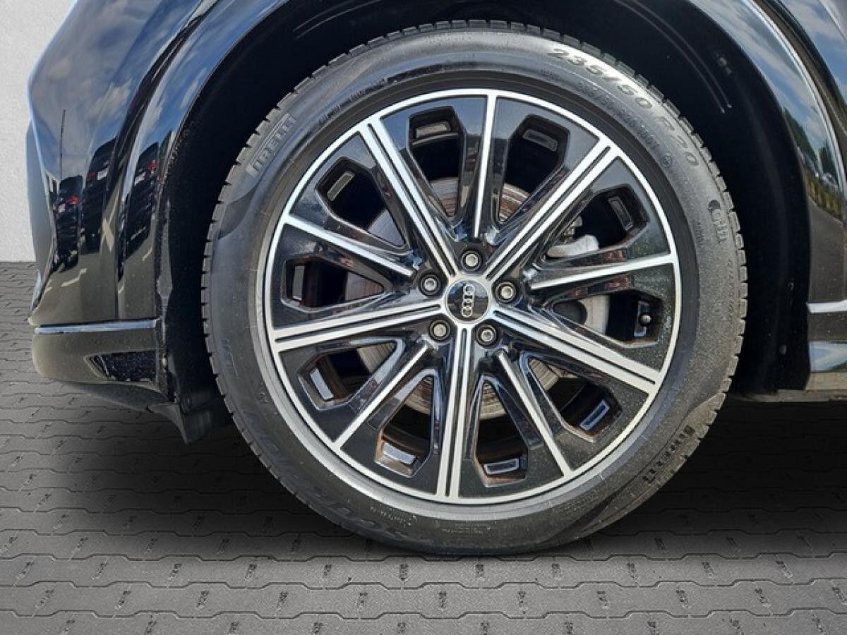 Audi Q4 e-tron 55 quattro S-Line PANO+ACC