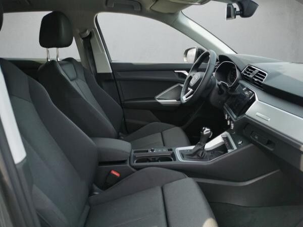 Audi Q3 S line 35 TFSI *ACC*AHK*VC*LED*