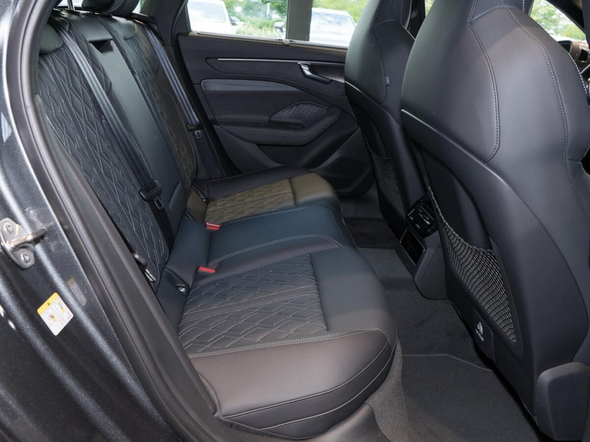 Audi A6 Avant TDI qu. 2xS line/Tech pro/Pano/HuD/360°