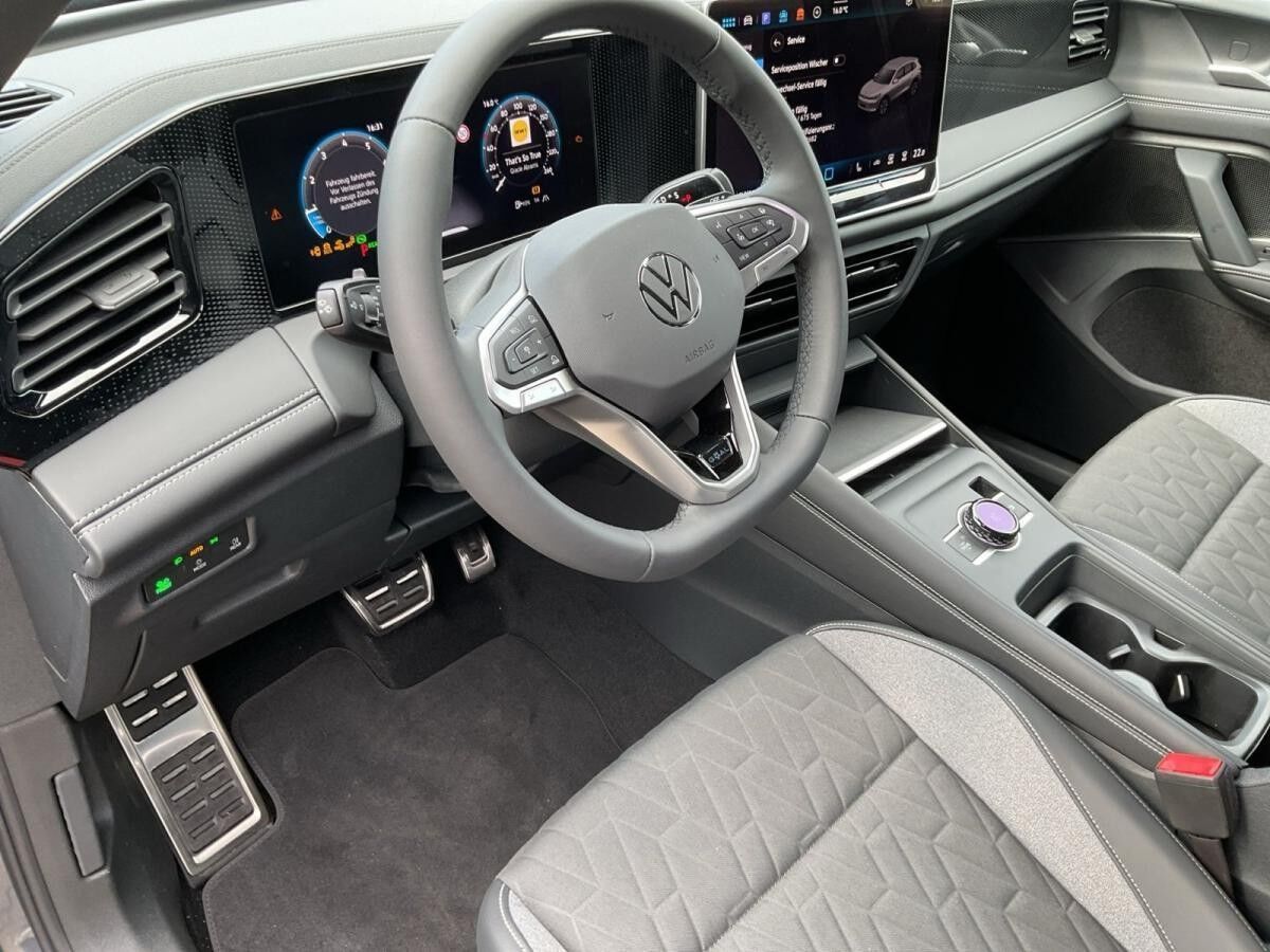 Volkswagen Tiguan Life 1.5 eTSI DSG AHK 360° Navi