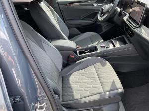 Volkswagen Tiguan Life 1.5 eTSI DSG AHK 360° Navi