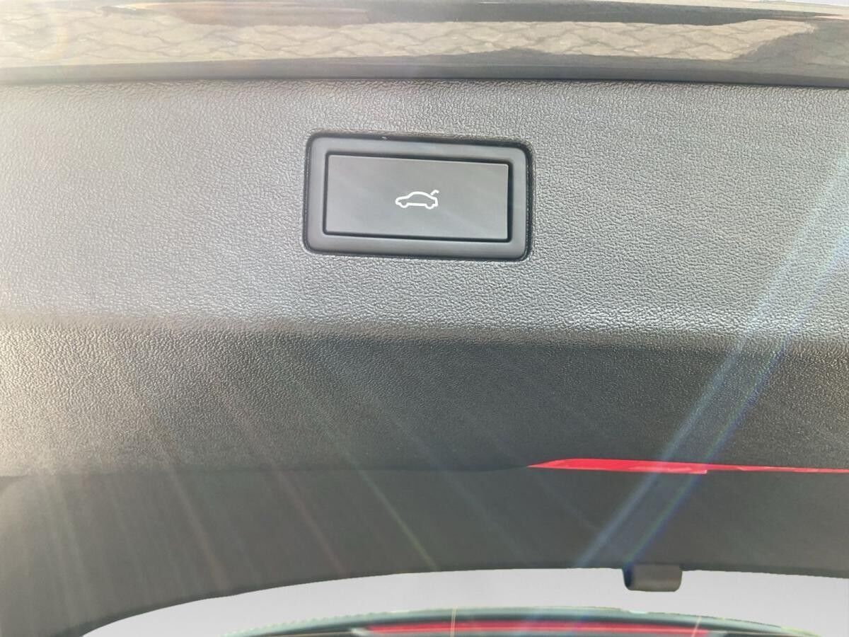 Volkswagen Tiguan Life 1.5 eTSI DSG AHK 360° Navi