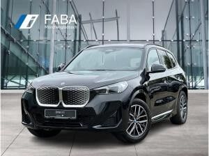 BMW iX1 xDrive30 M Sportpaket Head-Up HK HiFi DAB