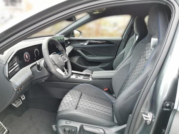 Volkswagen Passat R-Line 2.0 TDI 193 PS 7-Gang DSG 4MOTION *SOFORT VERFÜGBAR*