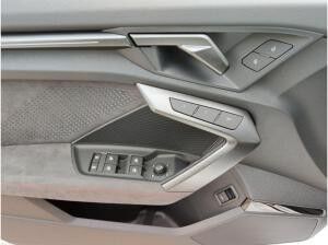 Audi RS3 Sportback 400 PS S tronic*Matrix*Pano*Kamera*280 km/h*