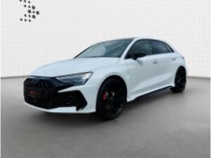 Audi RS3 Sportback 400 PS S tronic*Matrix*Pano*Kamera*280 km/h*