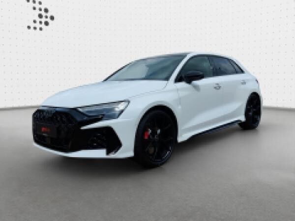 Audi RS3 Sportback 400 PS S tronic*Matrix*Pano*Kamera*280 km/h*