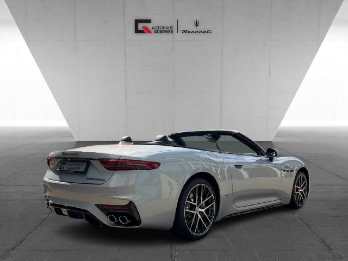 Maserati GranCabrio MY25 490 PS – Jetzt zur Bestellaktion zum Best Price 💥