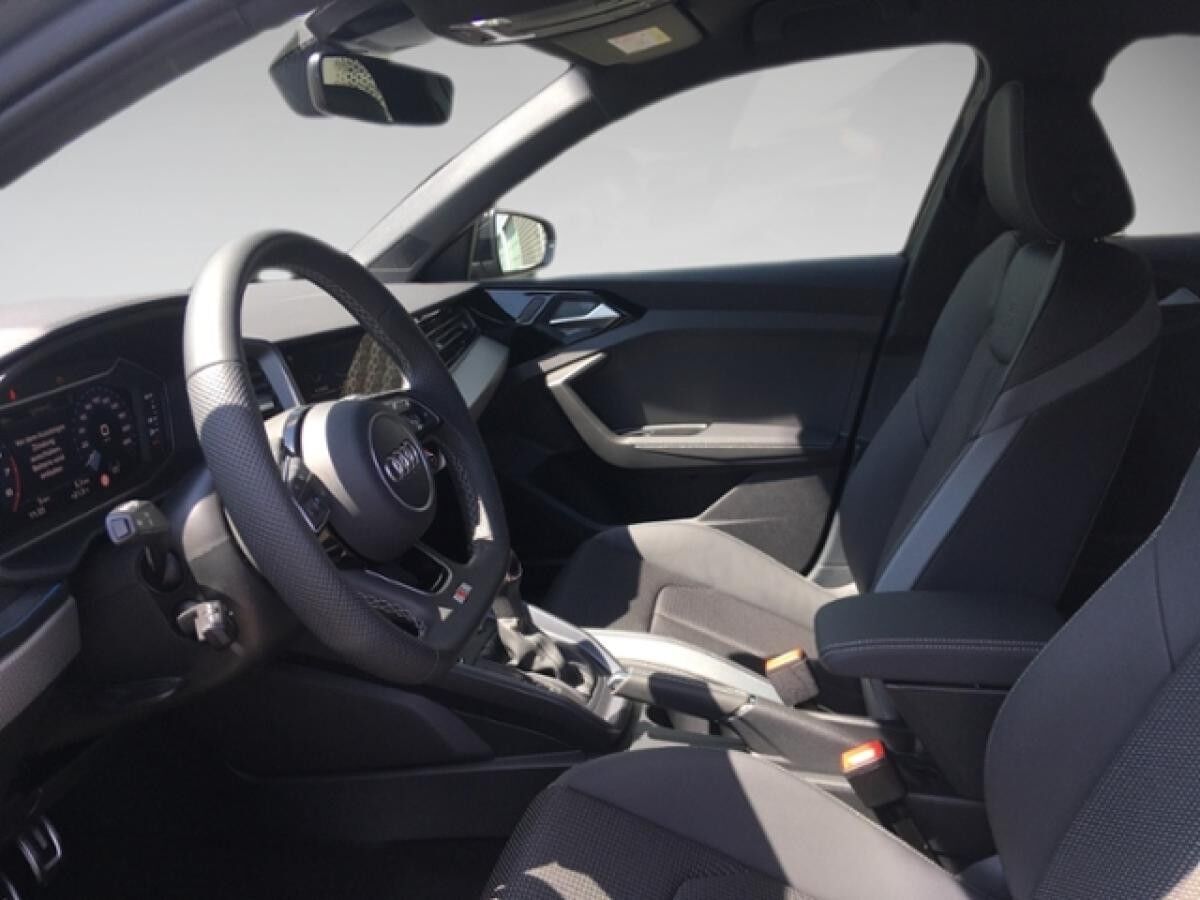 Audi A1 Sportback S line 30 TFSI S tronic