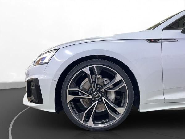 Audi A5 Sportback 40 TFSI S line AHK Pano Matrix LM 20" RFK ACC