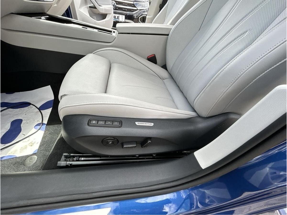 Volkswagen Passat Elegance 1,5 l eHybrid SOFORT VERFÜGBAR OPF Klima Navi