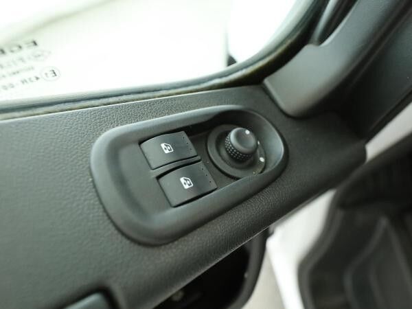 Renault Master DoKa PRITSCHE L2H1 3,5t 4x4 dCi 130