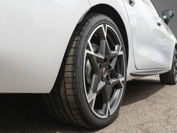 Cupra Leon Sportstourer VZ 1.5 e-Hybrid 6-Gang-DSG KAB