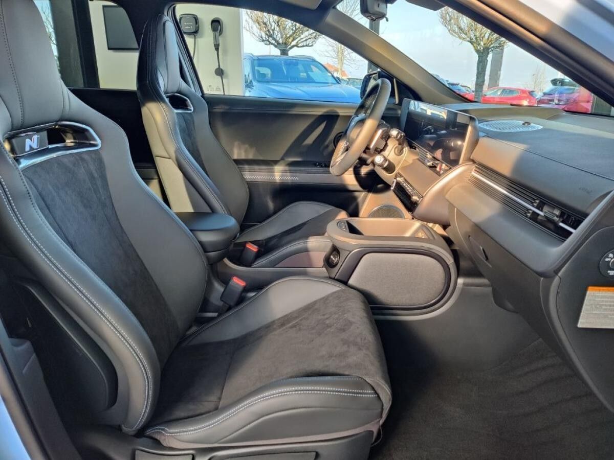 Hyundai IONIQ 5 N Performance 84 kWh (609 PS) + Sitz-Paket Hyundai IONIQ 5 N Performance 84 kWh (609 PS) + Sitz-Paket