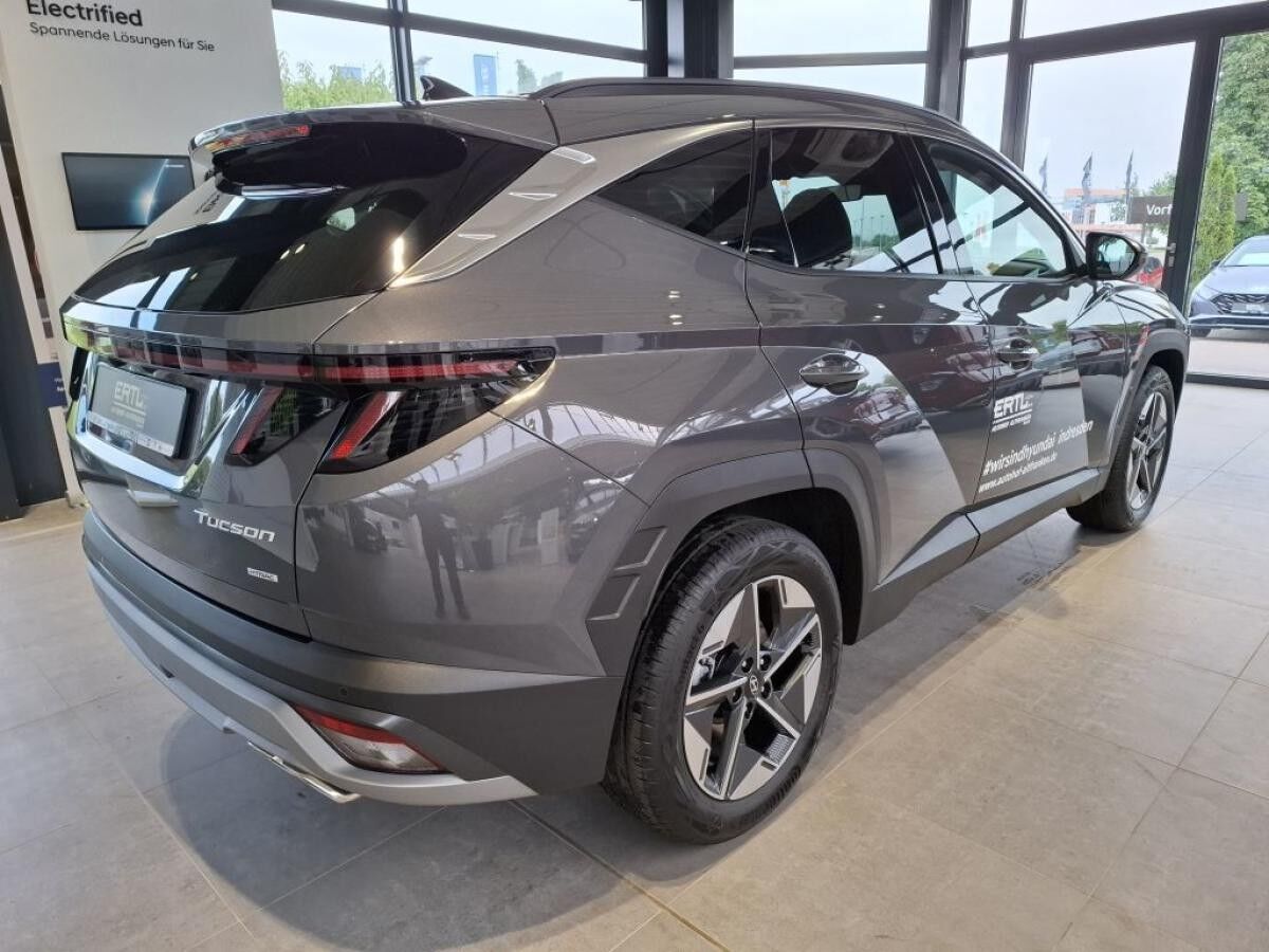 Hyundai TUCSON 1.6 CRDi 48V-Hybrid 4WD DCT Trend