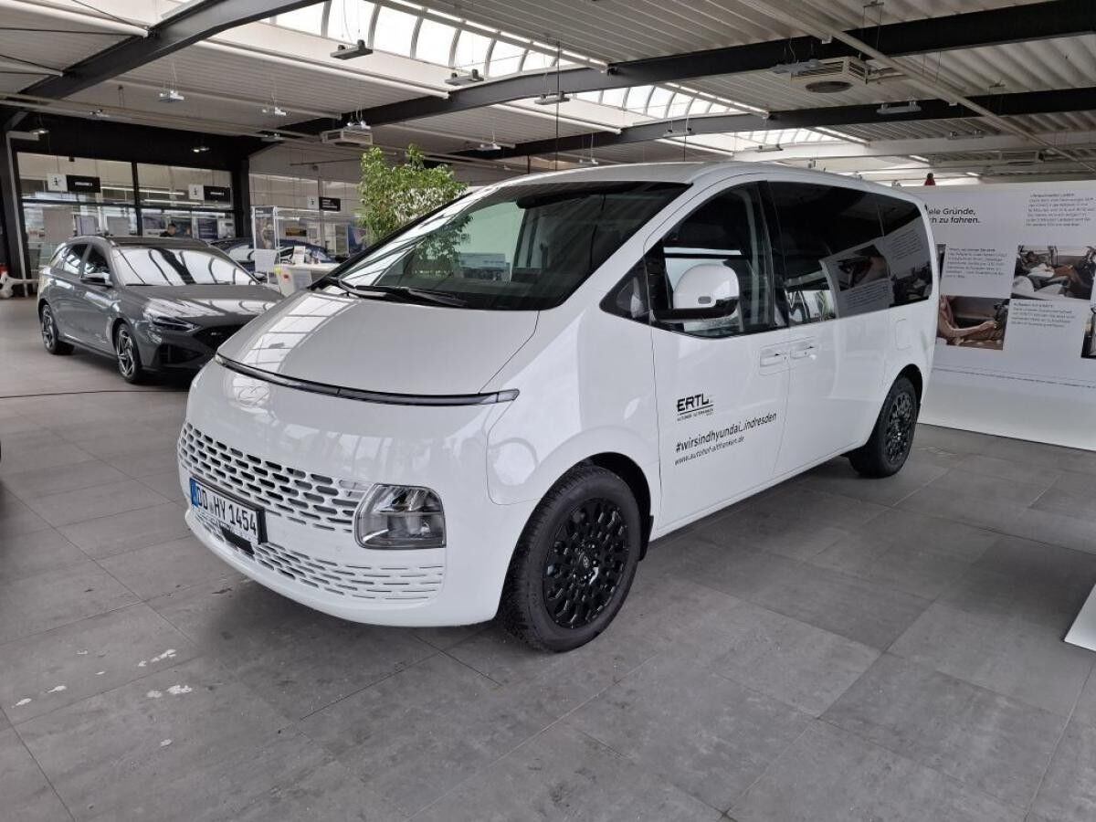 Hyundai STARIA 1.6 T-GDI HEV Trend + Park-Paket + Easy-Access-Paket + 18 Zoll
