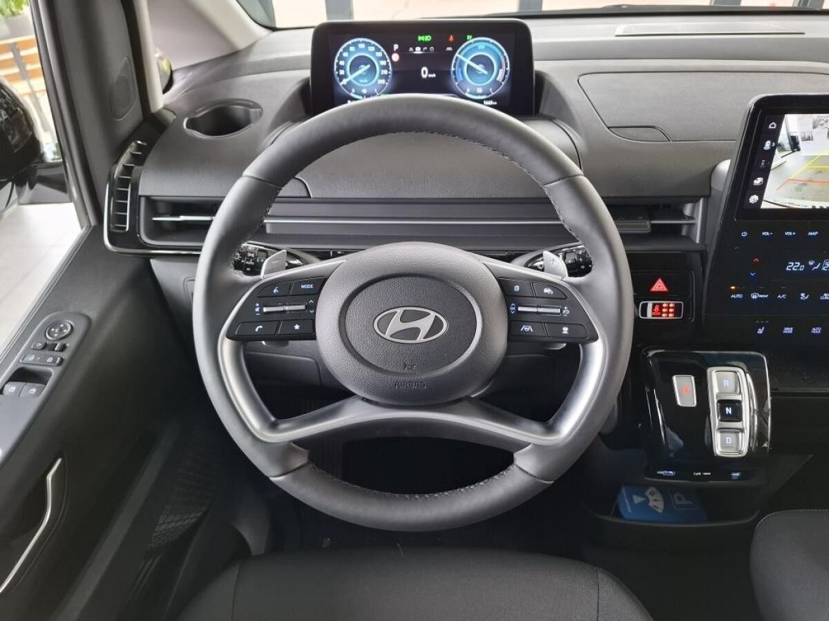 Hyundai STARIA 1.6 T-GDI HEV Trend + Park-Paket + Easy-Access-Paket + 18 Zoll