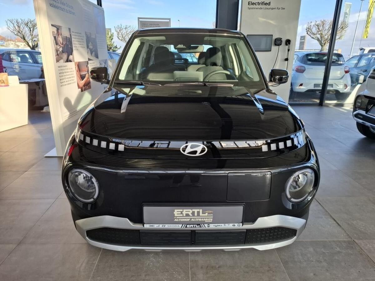 Hyundai INSTER 42 kWh Select + Effizienz-Paket **Allwetterreifen**
