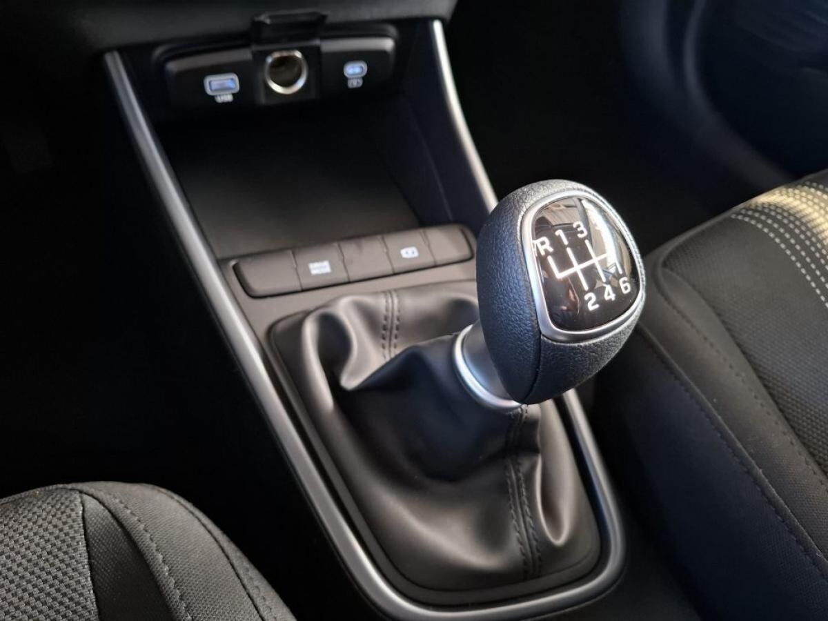 Hyundai i20 1.0 T-GDI Select 6-MT 2WD Select