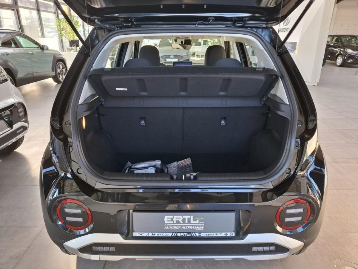 Hyundai INSTER 42 kWh Select + Effizienz-Paket **Allwetterreifen**