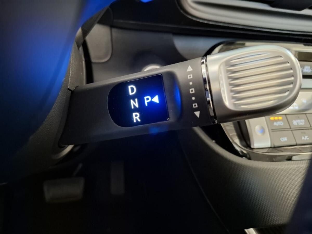 Hyundai INSTER 42 kWh Select + Effizienz-Paket **Allwetterreifen**