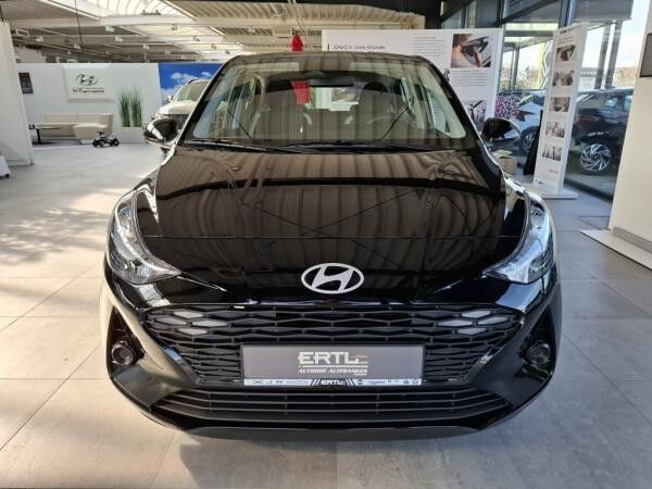 Hyundai i10 FL (MY25) 1.0 Benzin 5-MT 2WD Select