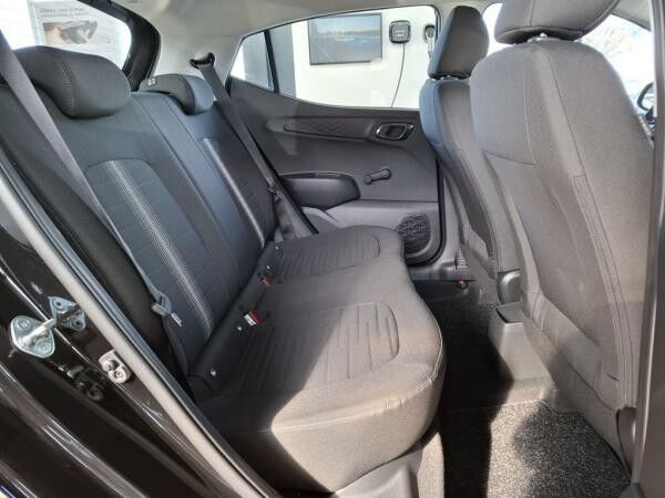 Hyundai i10 FL (MY25) 1.0 Benzin 5-MT 2WD Select