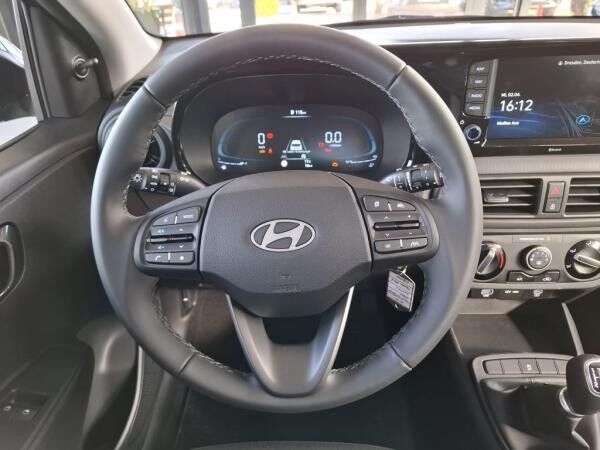 Hyundai i10 FL (MY25) 1.0 Benzin 5-MT 2WD Select