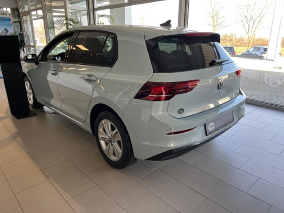 Volkswagen Golf Life *SOFORT*LED*APP*SHZ